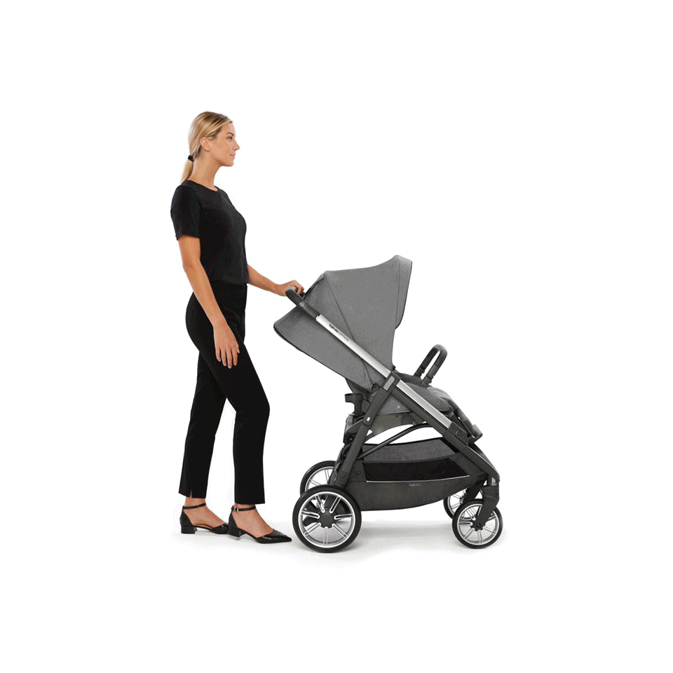 img1703366764 giyim, bebek arabası, taşımak, nakletmek, kişi, şahıs içeren bir resimAçıklama otomatik olarak oluşturuldu